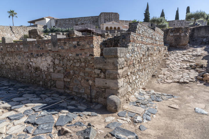 Badajoz - Mérida 045 - Alcazaba.jpg